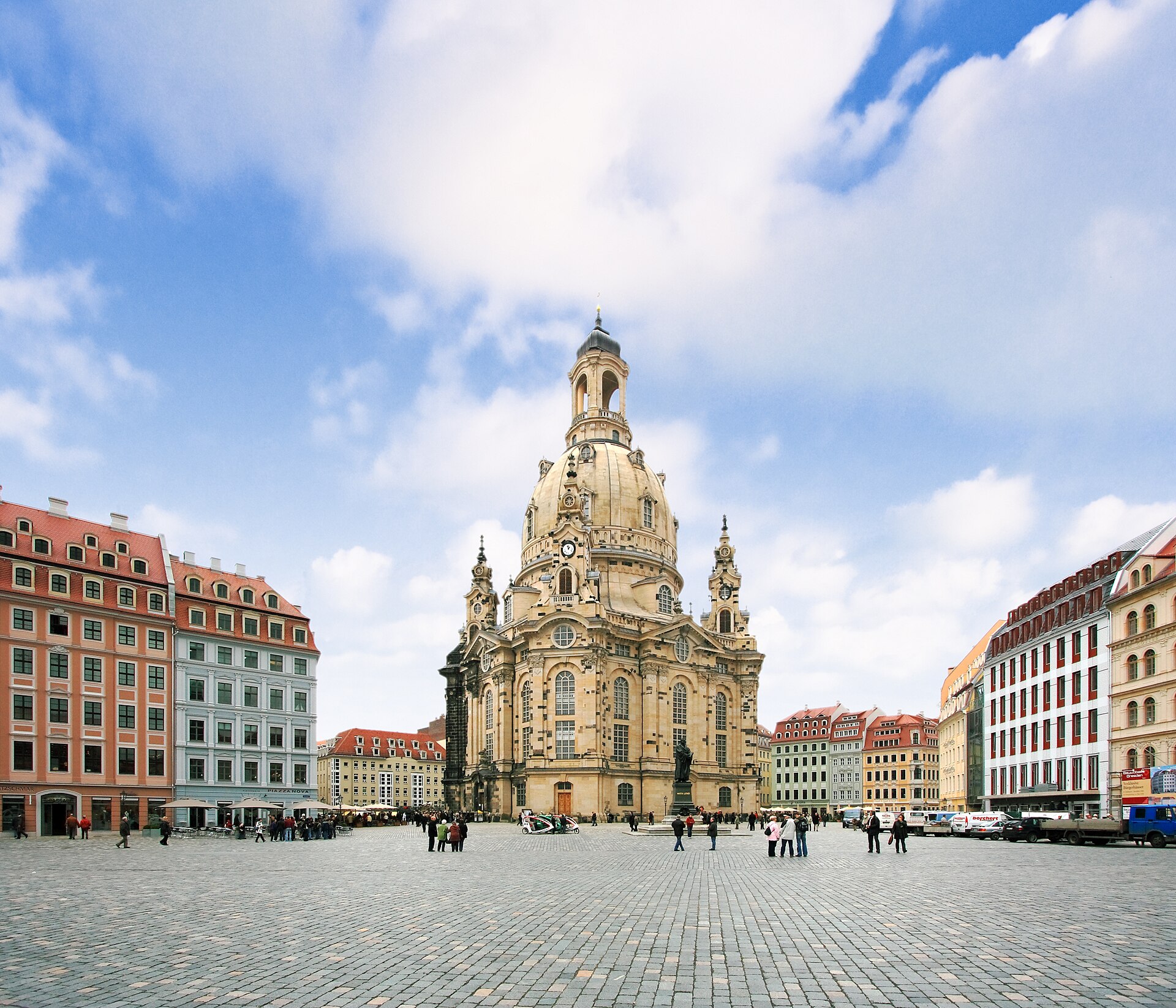 Frauenkirche & Neumarkt in Dresden