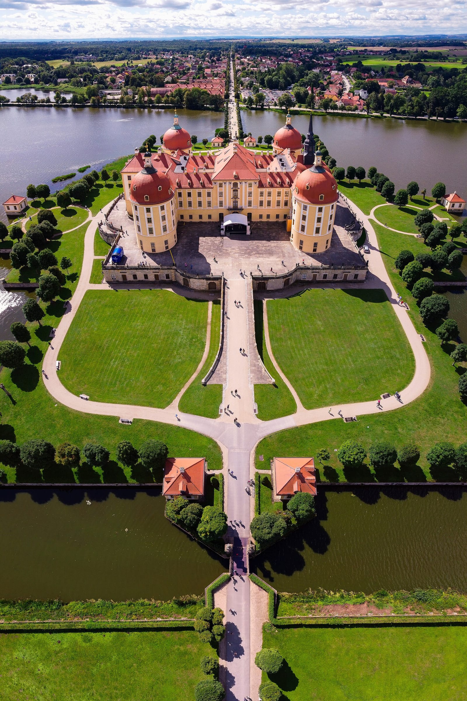 Moritzburg hunting palace reflected in its lake